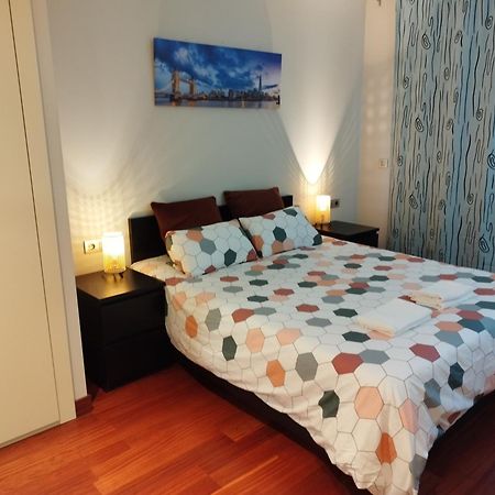 Amazing Sunset Views In The Mediterranean Apart/ Appartement Sant Adria de Besos Buitenkant foto