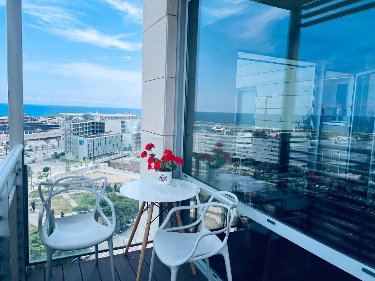 Amazing Sunset Views In The Mediterranean Apart/ Appartement Sant Adria de Besos Buitenkant foto